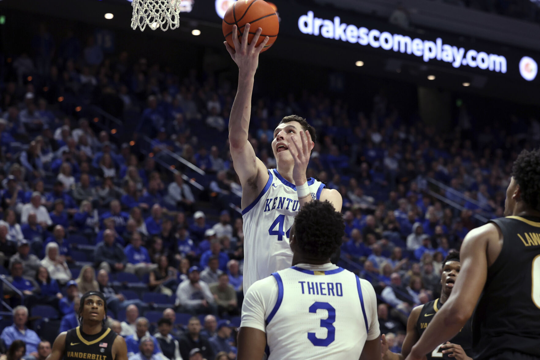 Dillingham scores 23, No. 15 Kentucky pulls away from Vanderbilt 93-77 for 4th consecutive win